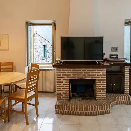 Holiday home Casa Frida - Roccagloriosa